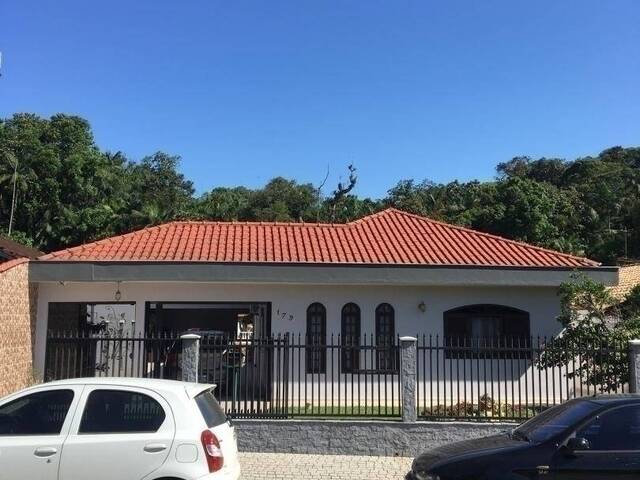 #CA0227 - Casa para Venda em Joinville - SC - 1