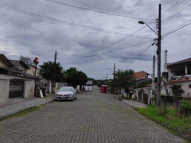 #CA0335 - Casa para Venda em Joinville - SC - 3